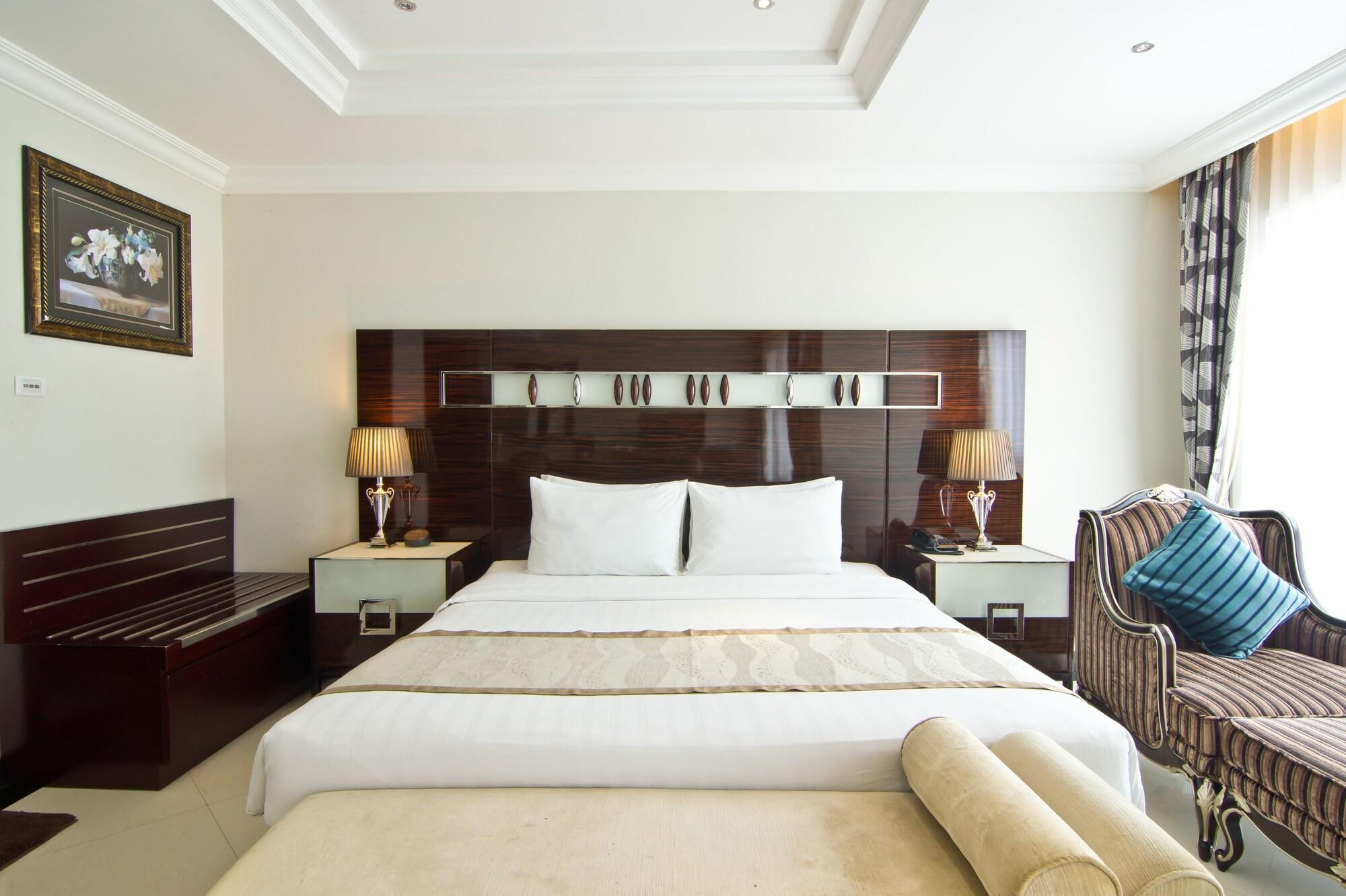 Hotel Lk Royal Wing Pattaya Exterior foto