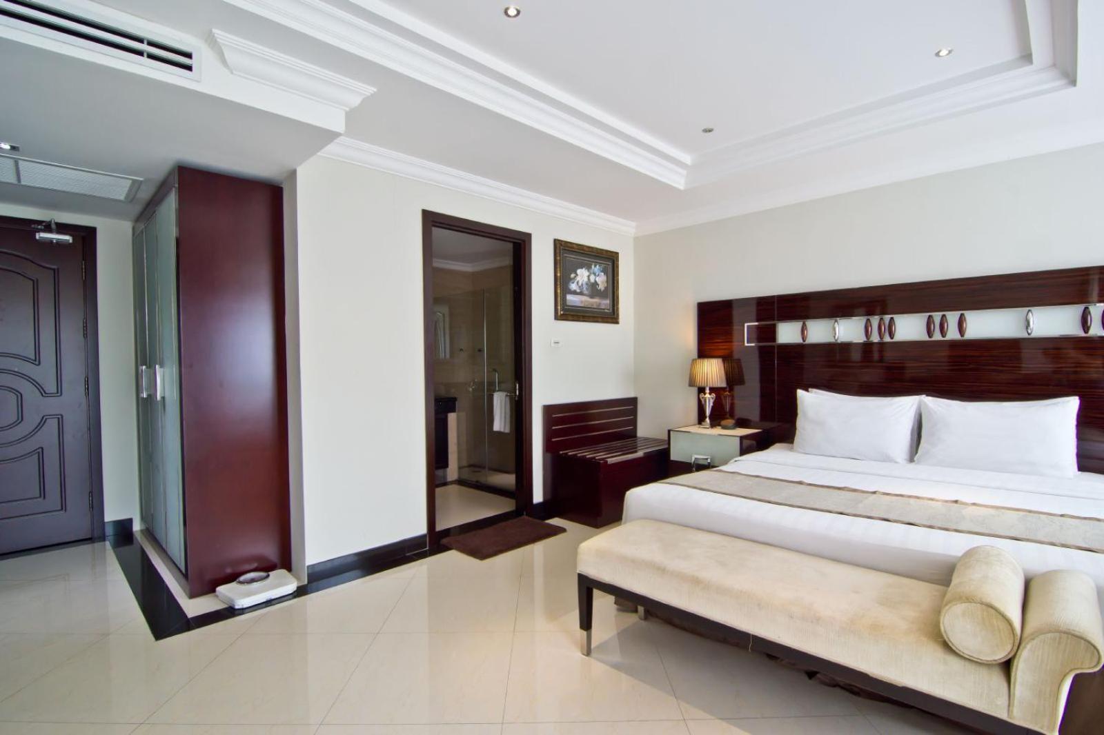 Hotel Lk Royal Wing Pattaya Exterior foto